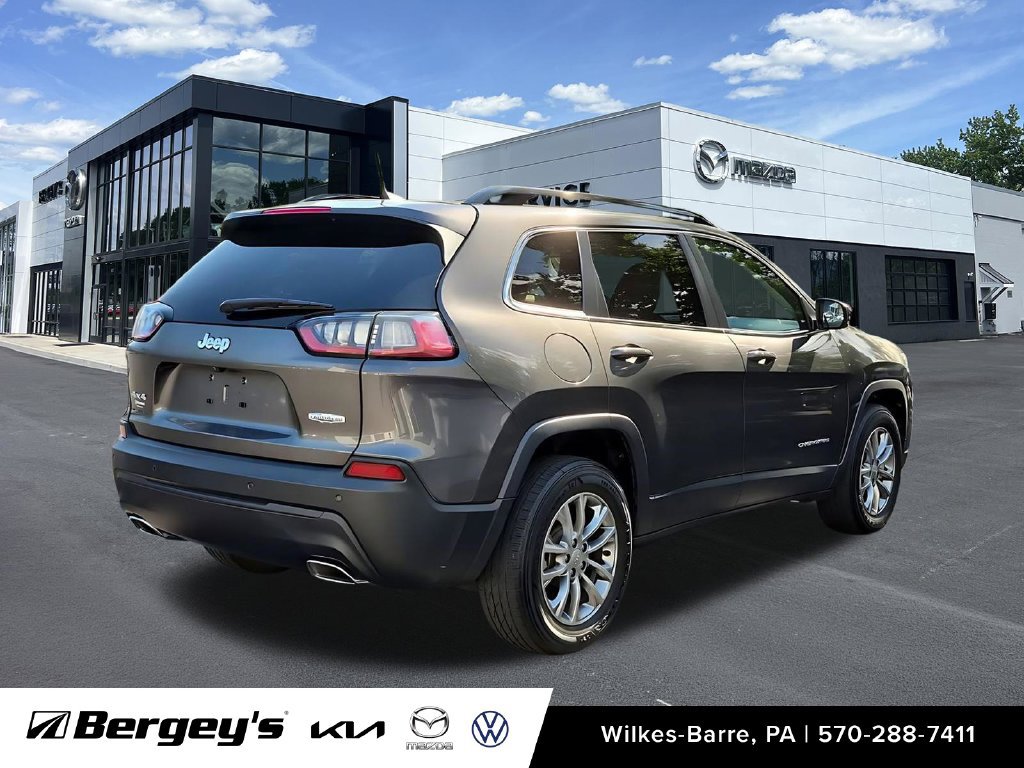 Used 2022 Jeep Cherokee Latitude Lux w/ Sun & Sound Group AWD/4WD image 15