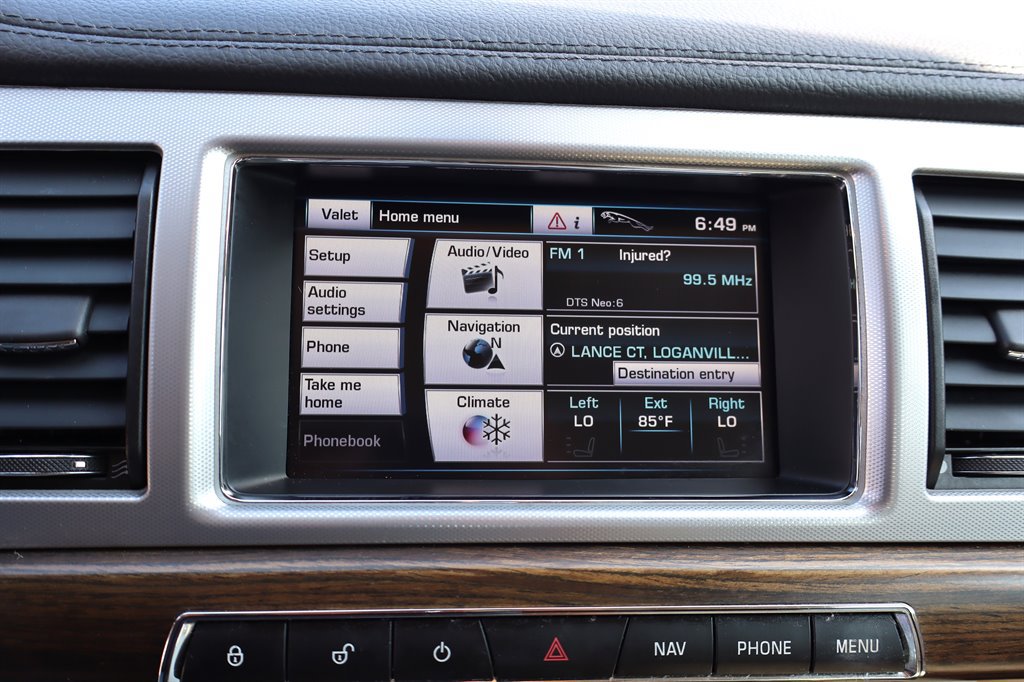 Used 2013 Jaguar XF RWD image 25