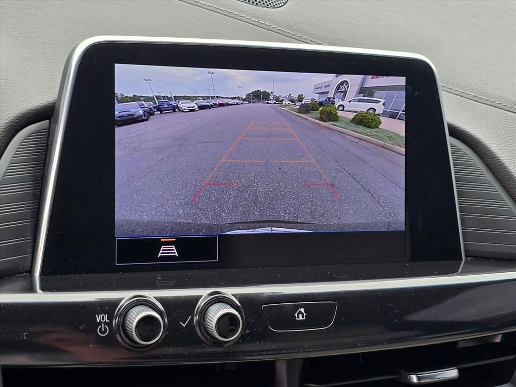 Used 2023 Cadillac CT4 Premium Luxury w/ Climate Package RWD image 5