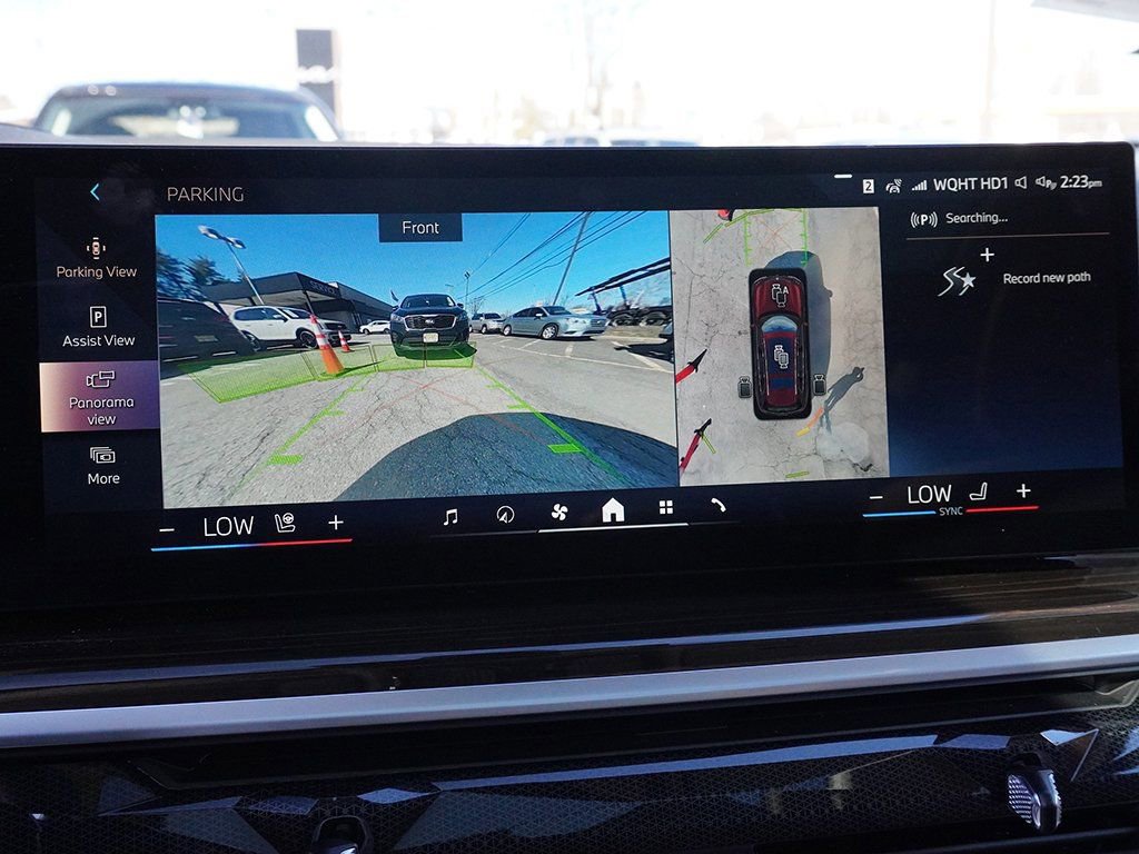 Used 2024 BMW X7 xDrive40i w/ Premium Package image 59