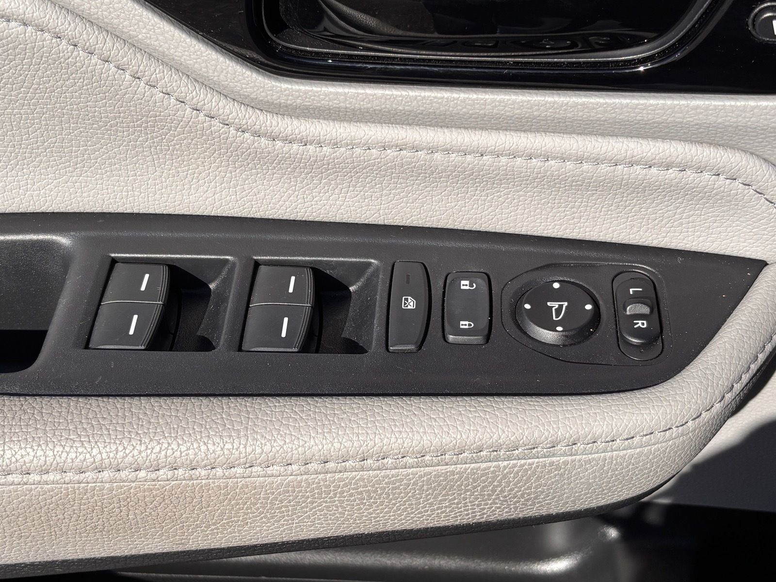 Certified 2023 Honda Odyssey Touring image 21