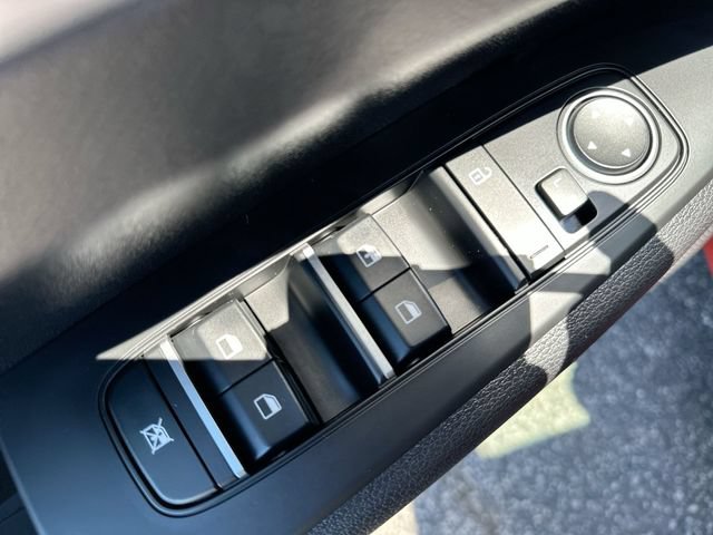 Certified 2023 Kia Forte LXS FWD image 16