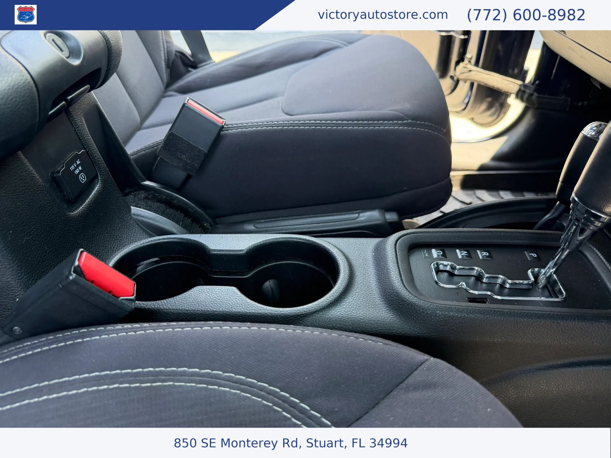 Used 2013 Jeep Wrangler Unlimited Rubicon w/ Connectivity Group AWD/4WD image 34