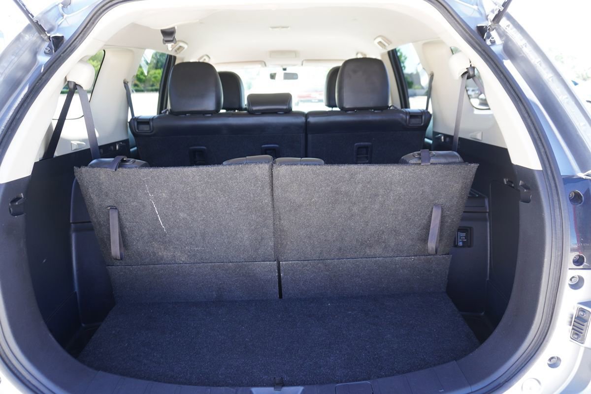 Used 2019 Mitsubishi Outlander SE image 13