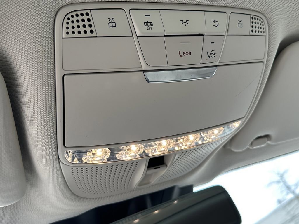 Certified 2022 Mercedes-Benz GLC 300 image 33