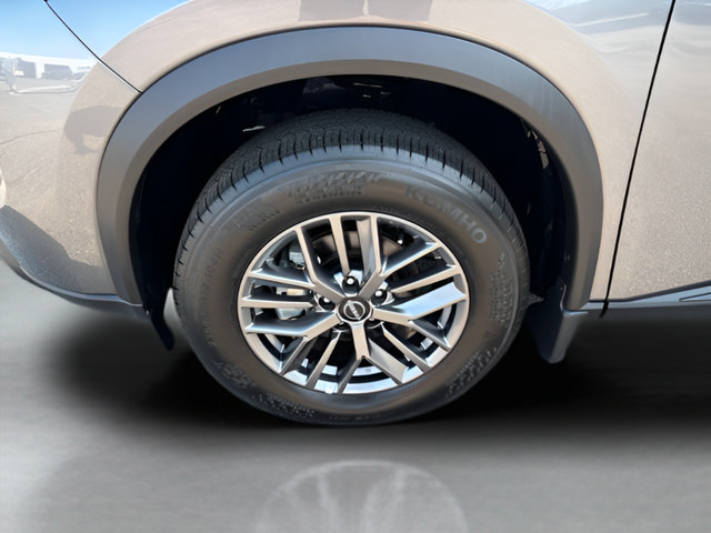 Used 2026 Nissan Rogue S AWD/4WD image 19