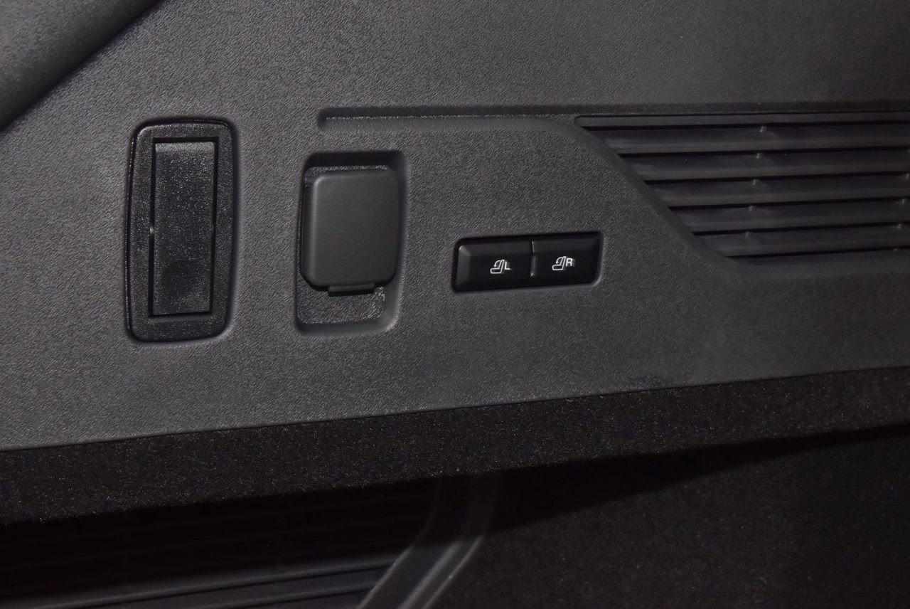 New 2026 Lincoln Nautilus Premier AWD/4WD image 45