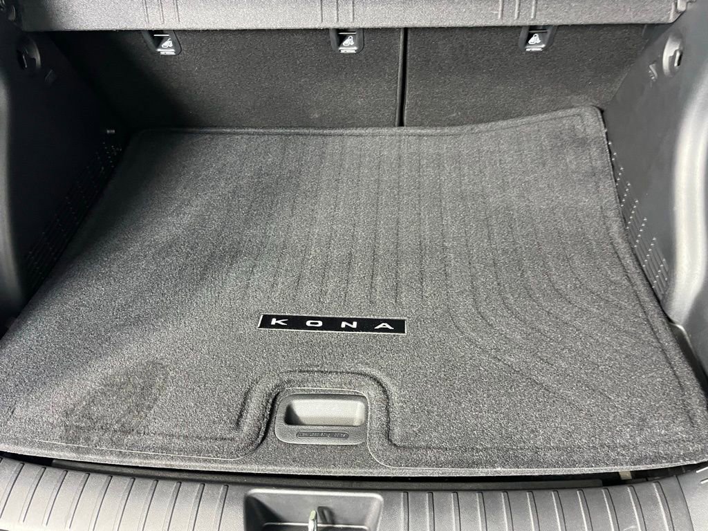 Used 2025 Hyundai Kona Limited image 20