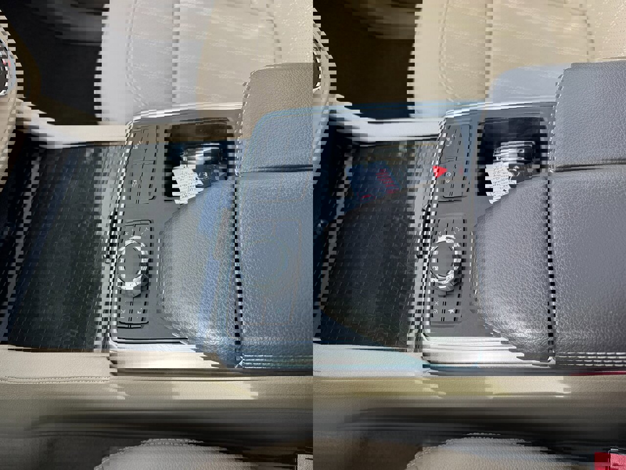 Used 2016 Mercedes-Benz GL 450 4MATIC image 21