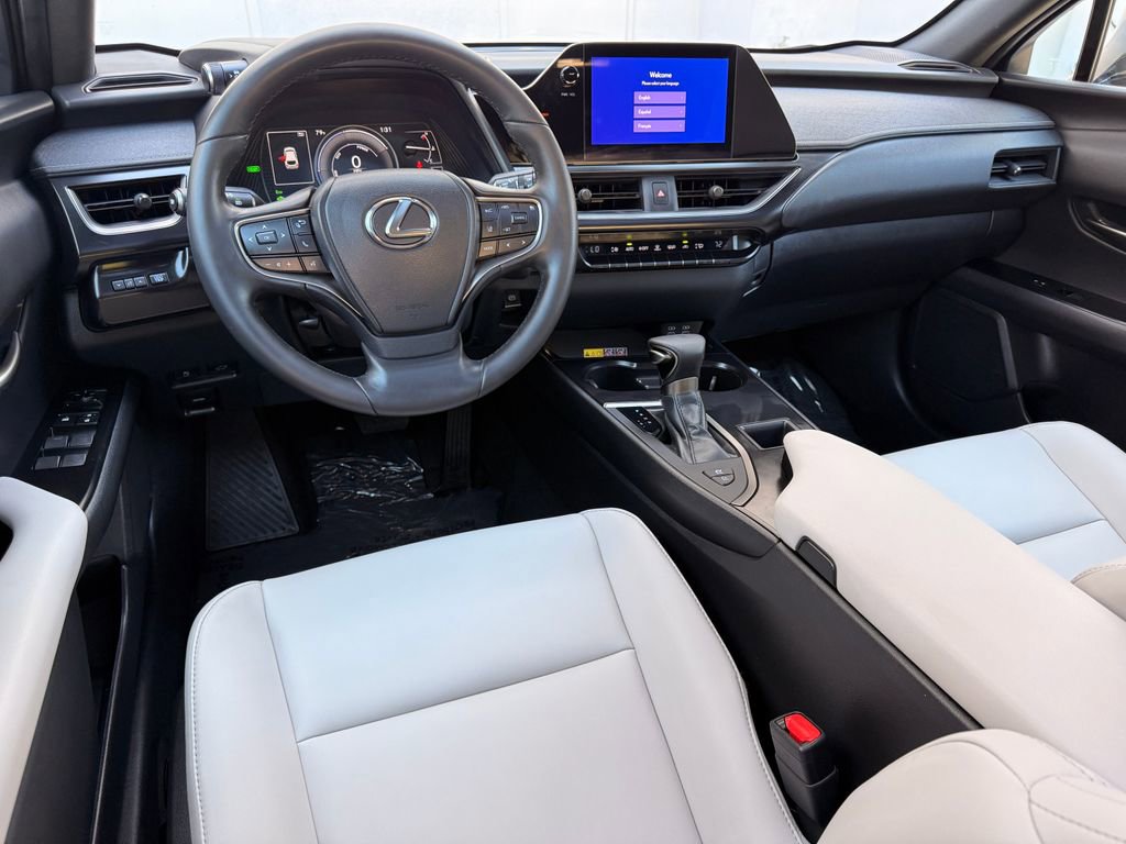 Certified 2024 Lexus UX 250h FWD image 15
