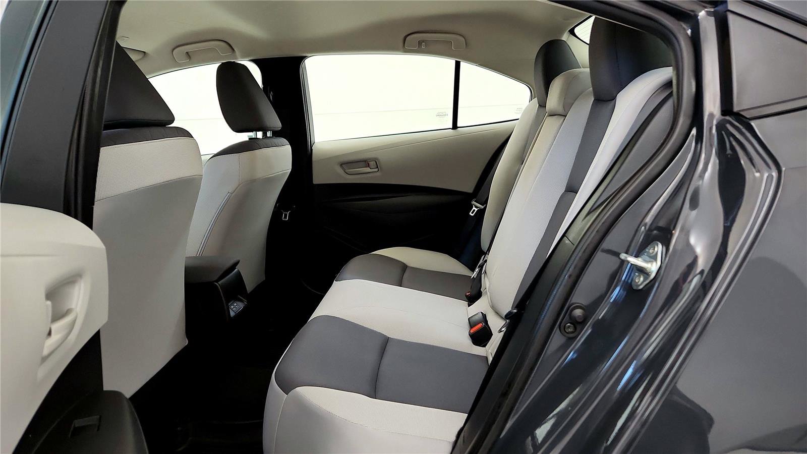 Certified 2023 Toyota Corolla LE image 36