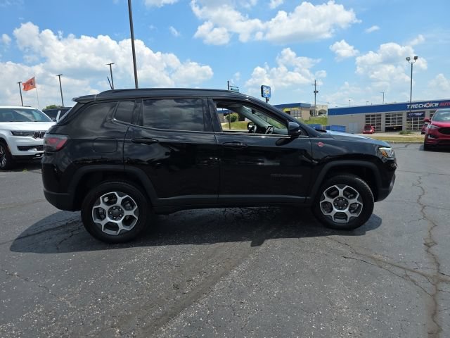 Used 2022 Jeep Compass Trailhawk w/ Trailhawk Elite Group AWD/4WD image 7