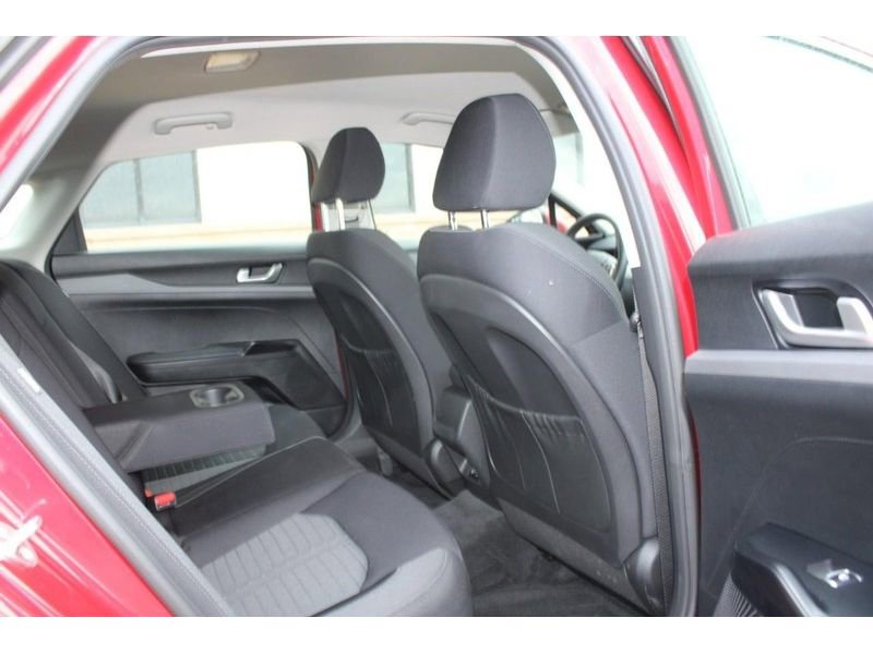 Used 2025 Kia K5 LXS image 11