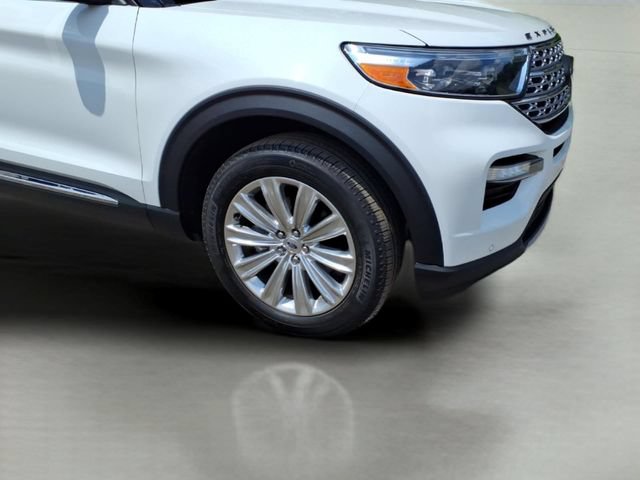 Used 2021 Ford Explorer Limited w/ Equipment Group 301A AWD/4WD image 4