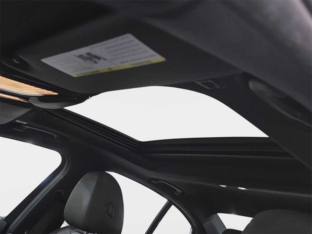 Certified 2021 BMW 330i Sedan w/ Convenience Package image 25