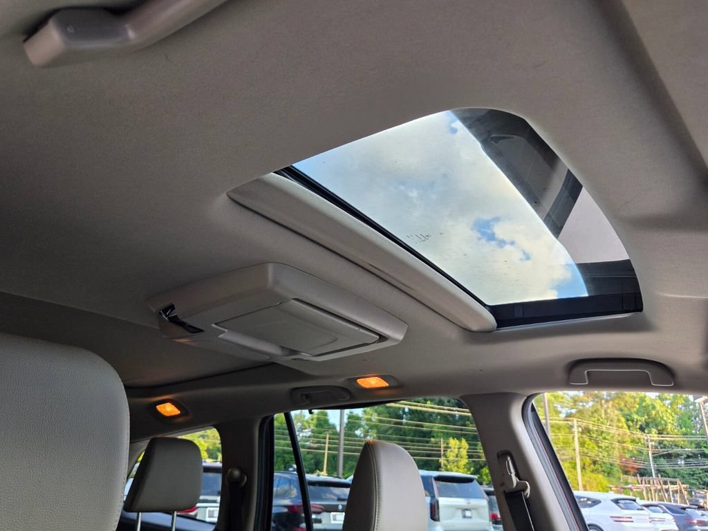 Used 2019 Honda Pilot Elite image 21