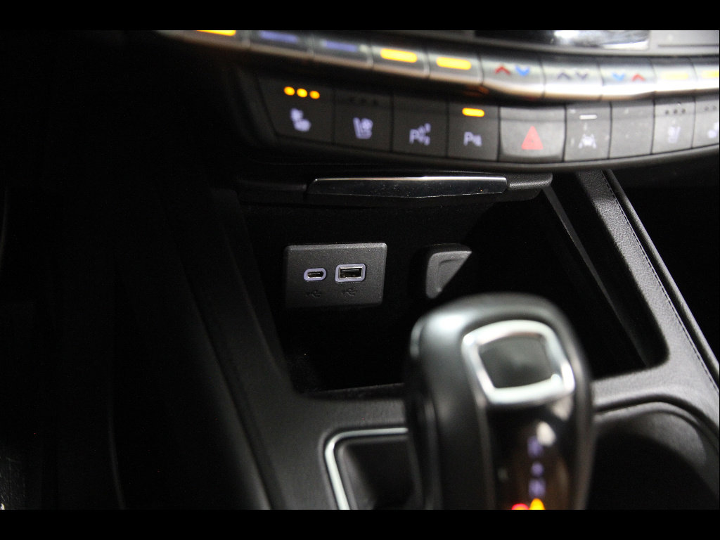 Used 2019 Cadillac XT4 Sport image 16