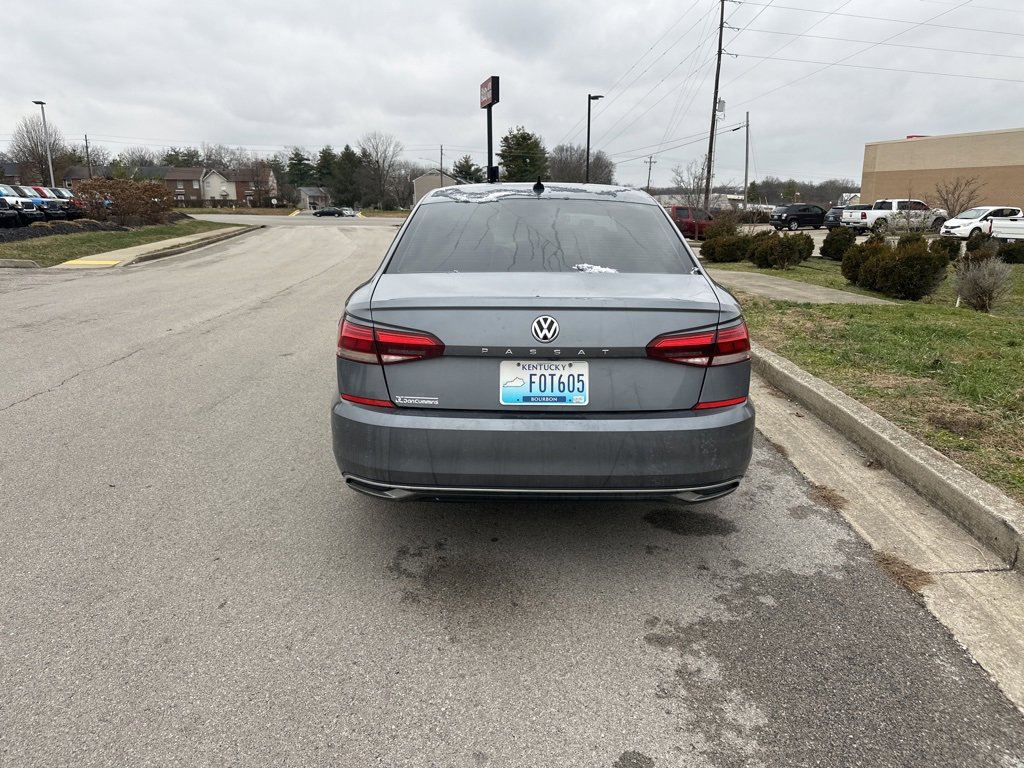 Used 2020 Volkswagen Passat 2.0T SE image 6
