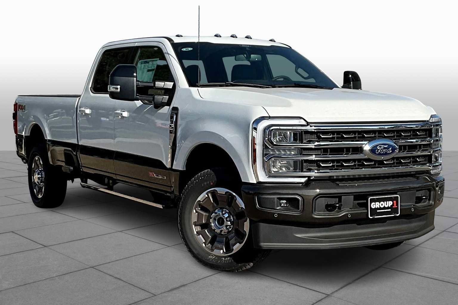 New 2025 Ford F350 King Ranch w/ FX4 Off-Road Package image 2