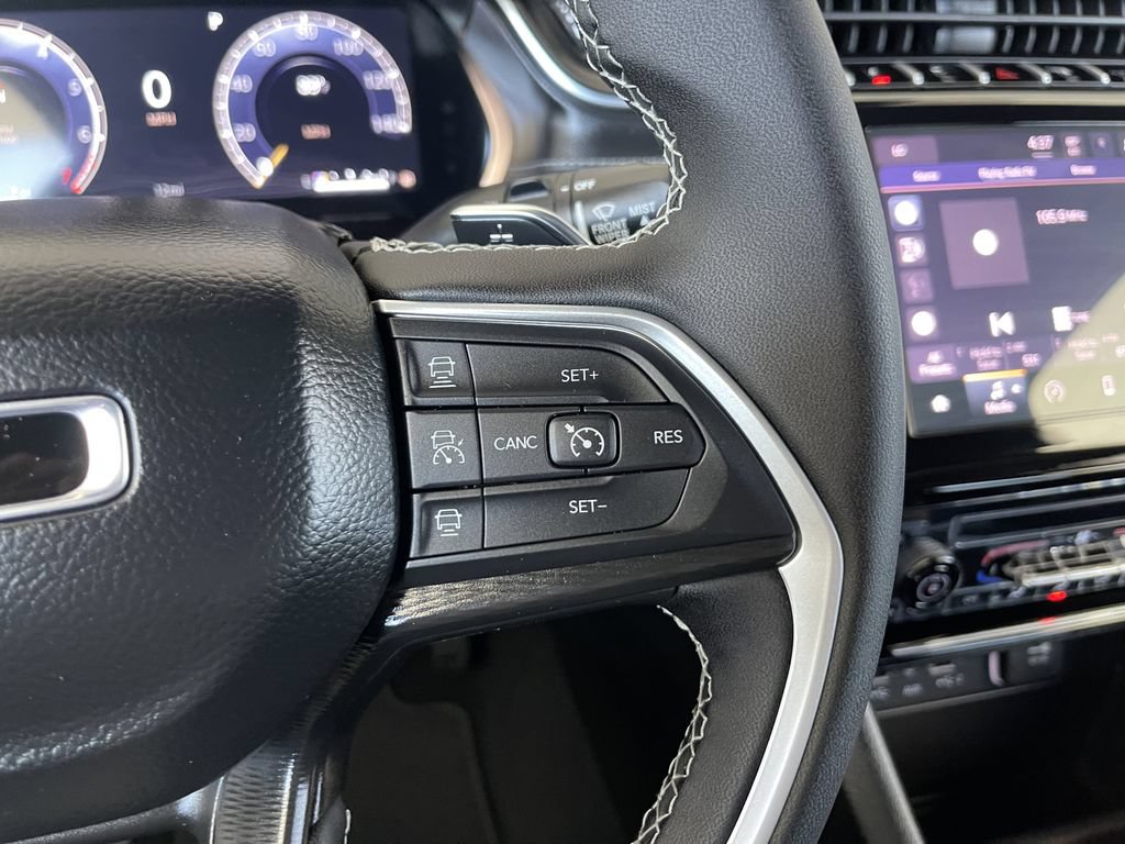 New 2026 Jeep Grand Cherokee Laredo AWD/4WD image 22