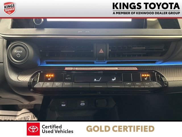 Certified 2025 Toyota Prius XLE FWD image 16