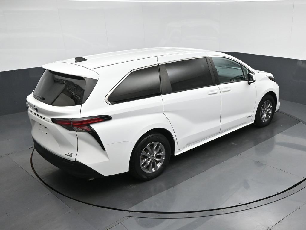 Used 2021 Toyota Sienna LE image 67