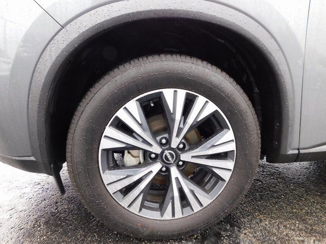 Used 2023 Nissan Rogue SV image 10