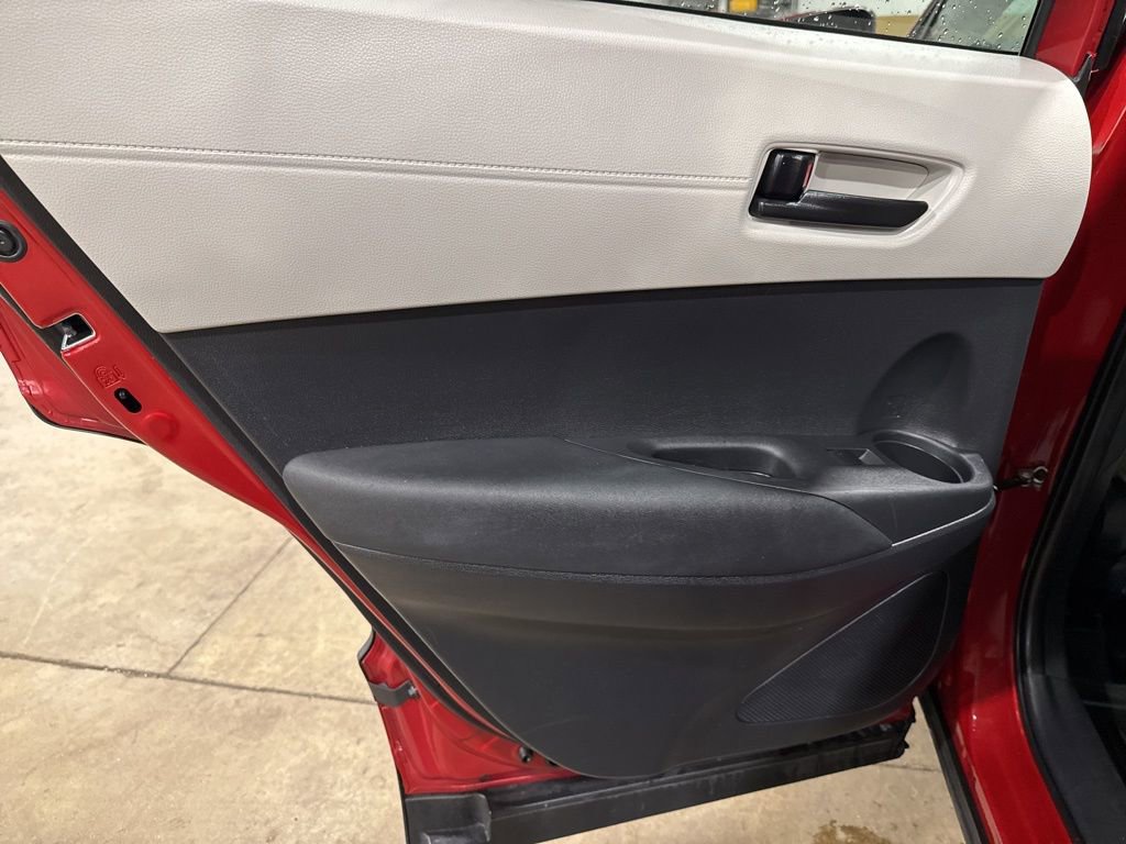 Used 2023 Toyota Corolla Cross LE image 37