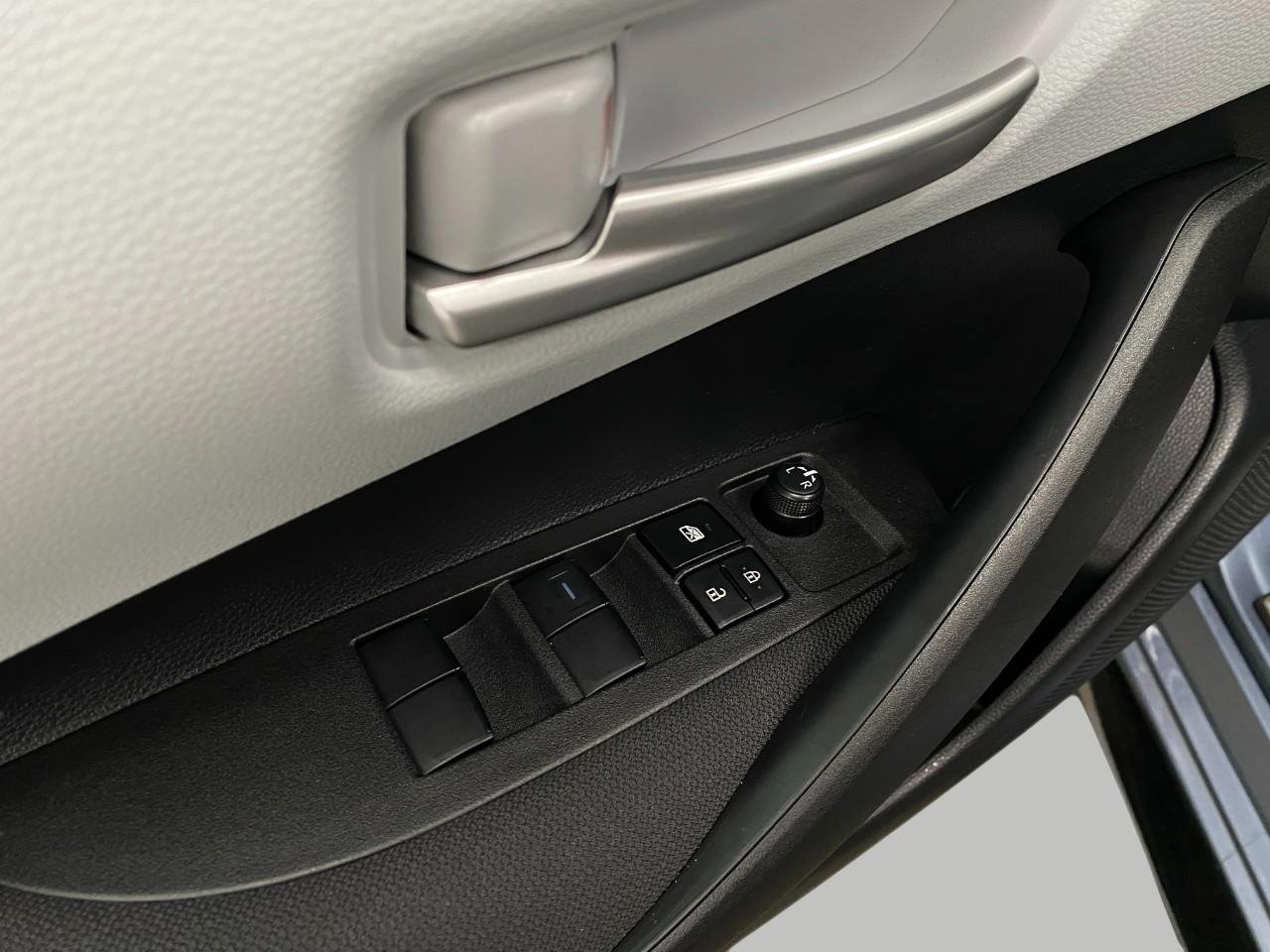 Used 2026 Toyota Corolla SE w/ SE Package image 29