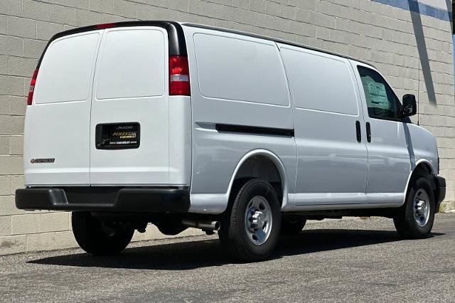 New 2026 Chevrolet Express 2500 w/ Driver Convenience Package RWD image 5