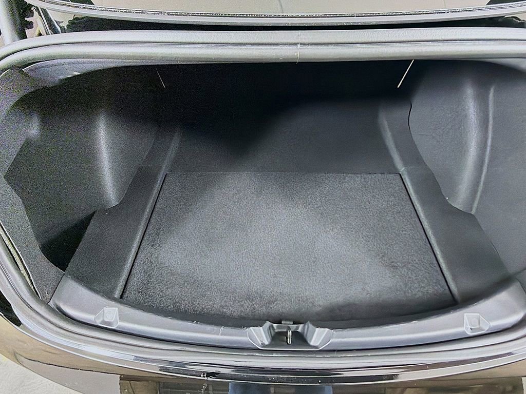 Used 2023 Tesla Model 3 Standard Range image 15