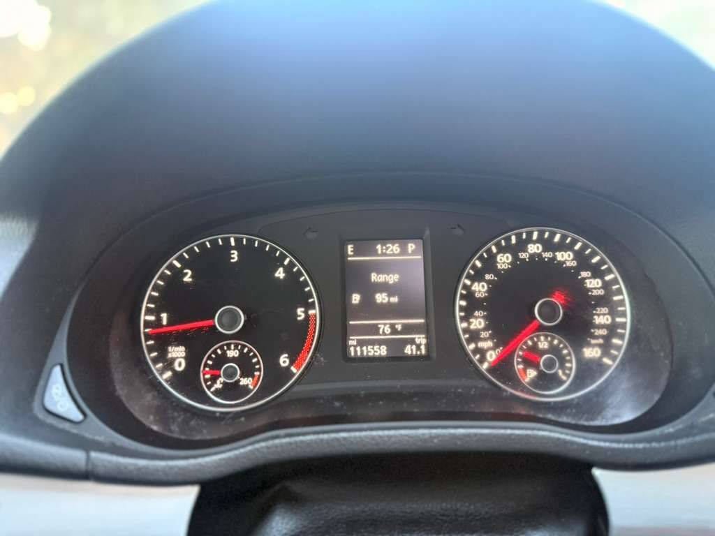 Used 2013 Volkswagen Passat TDI SE FWD image 15