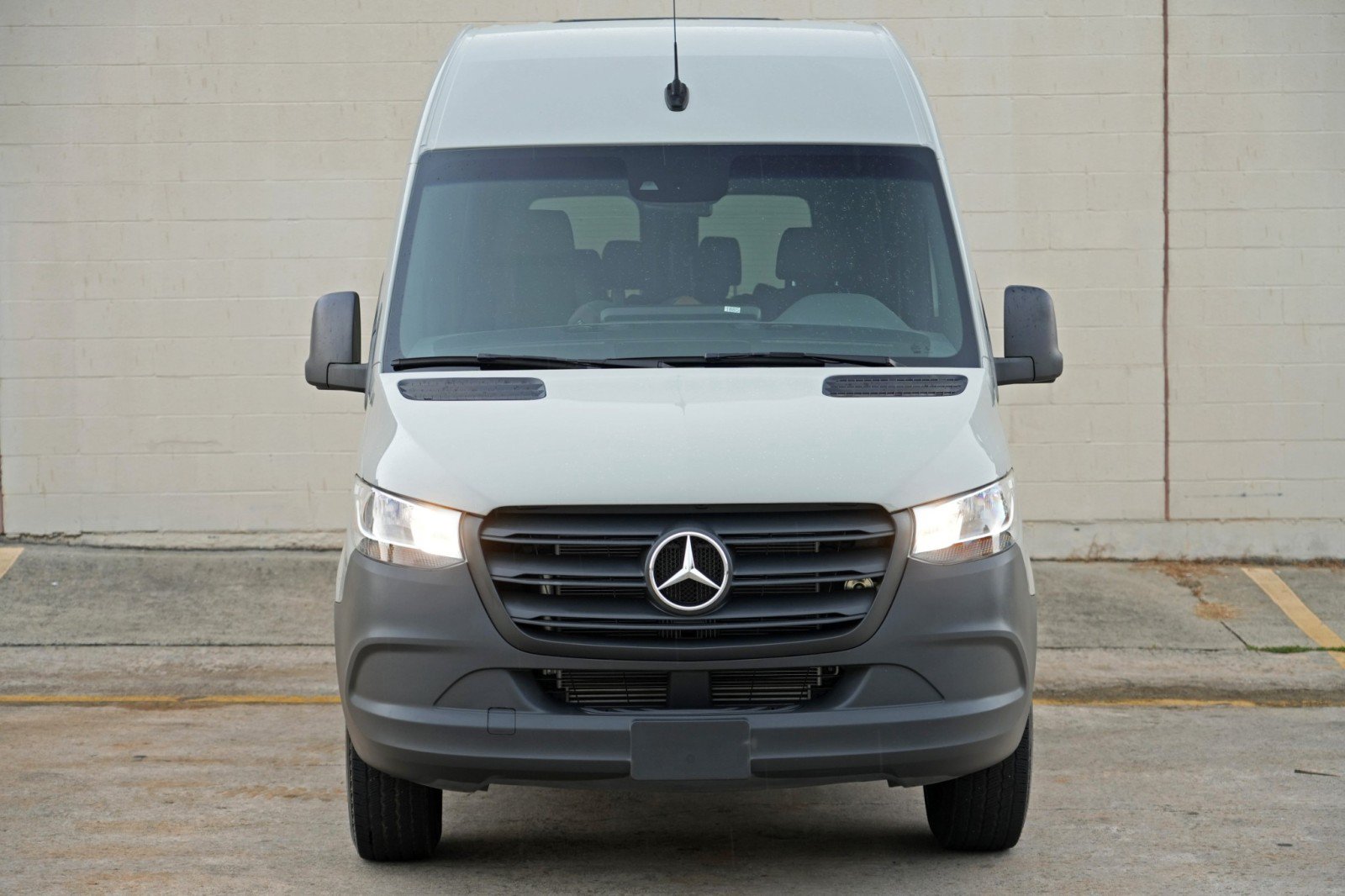 Used 2022 Mercedes-Benz Sprinter 2500 image 40