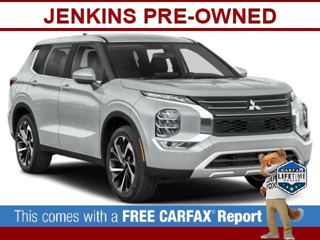 Used 2023 Mitsubishi Outlander SE image 43