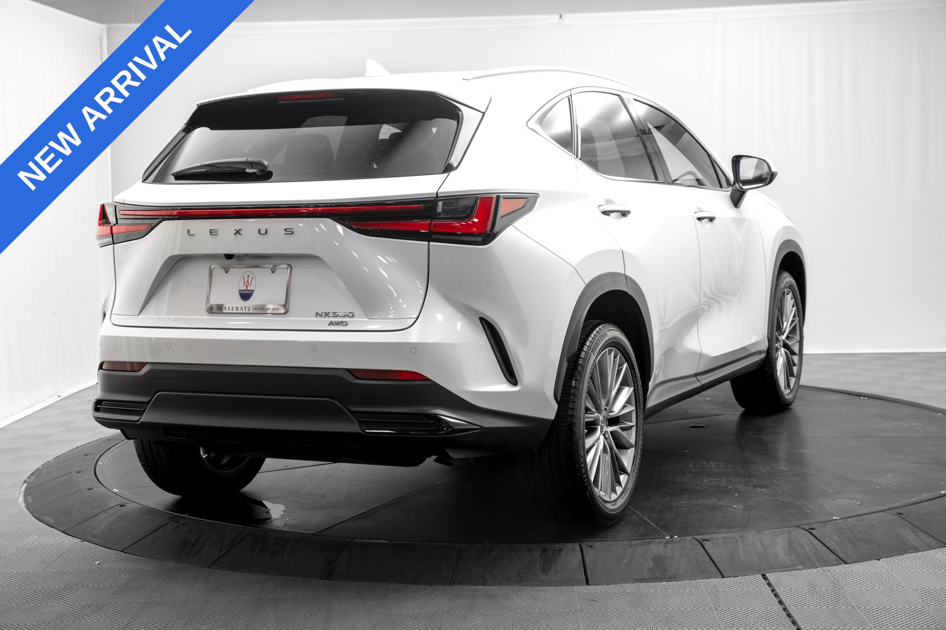 Used 2023 Lexus NX 350 AWD image 7
