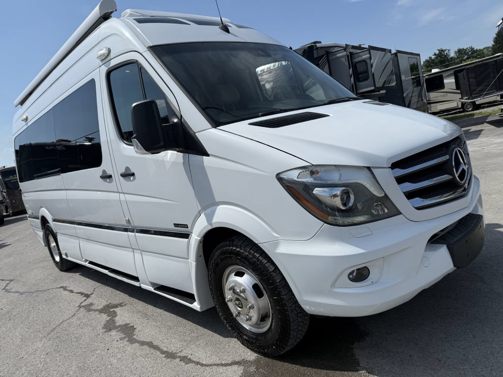 Used 2017 Mercedes-Benz Sprinter 3500 image 16