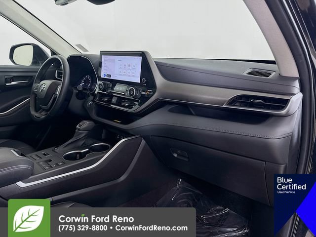 Used 2023 Toyota Highlander XLE image 34