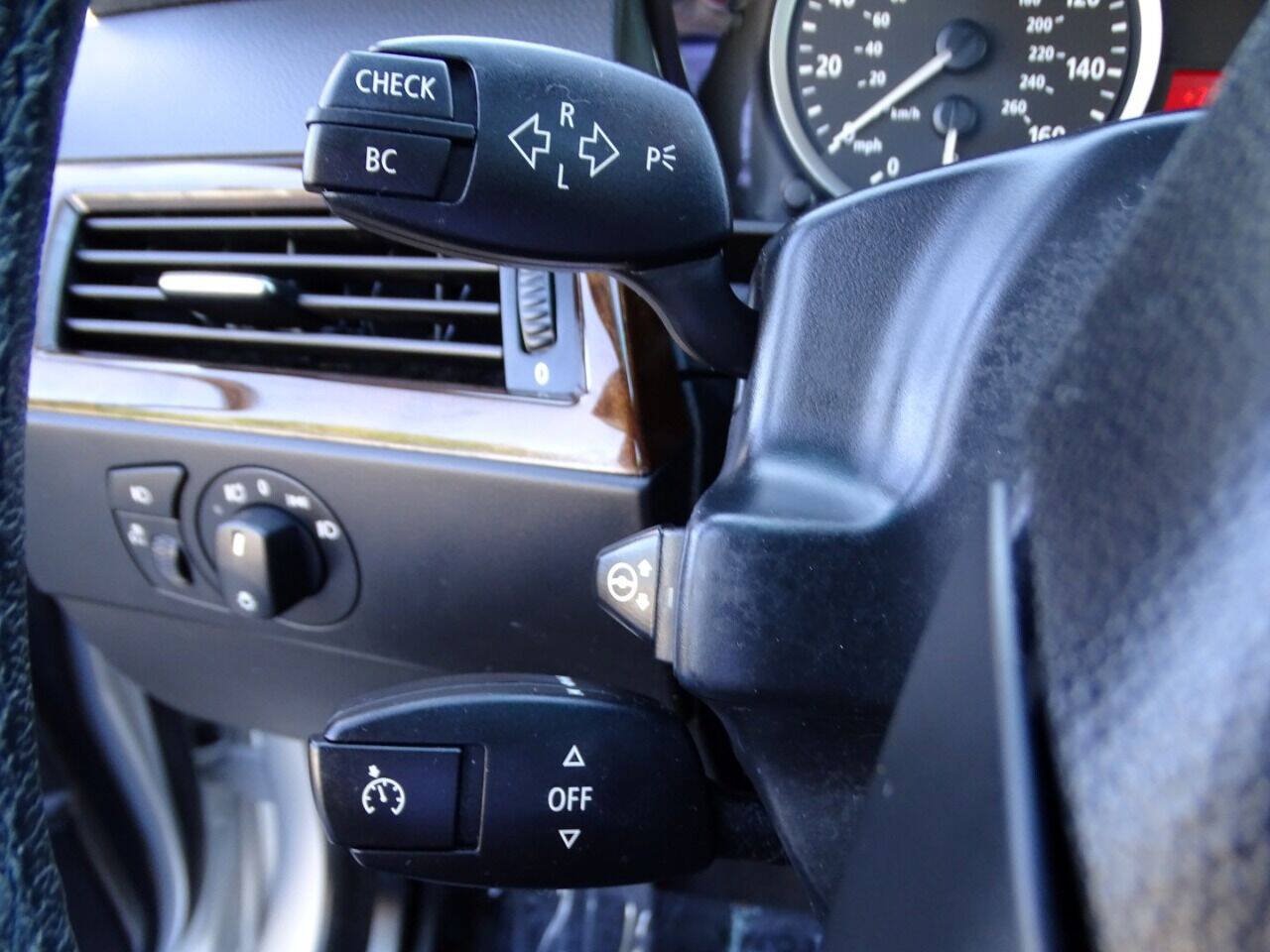 Used 2007 BMW 530xi Wagon AWD/4WD image 62