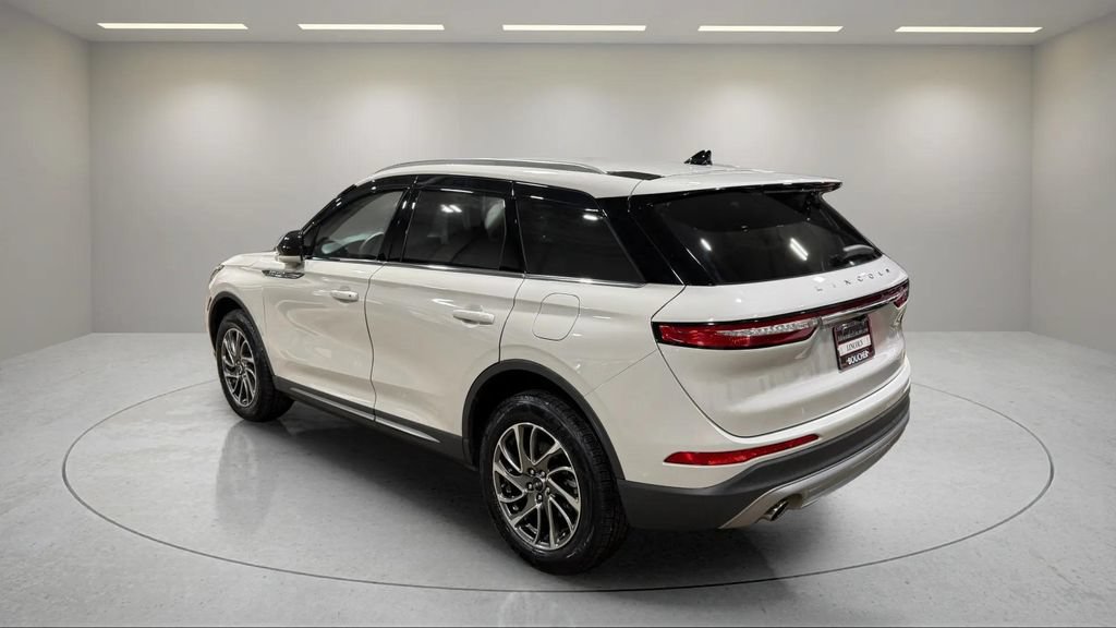 Certified 2021 Lincoln Corsair AWD w/ Equipment Group 101A image 13