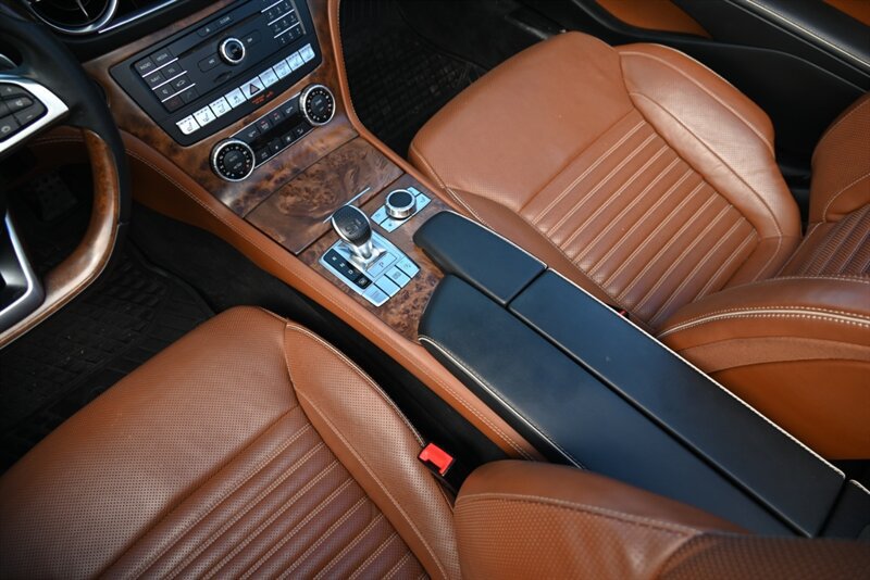 Used 2017 Mercedes-Benz SL 450 image 39