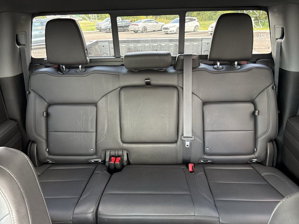 Used 2022 GMC Sierra 1500 SLT w/ SLT Premium Plus Package AWD/4WD image 23