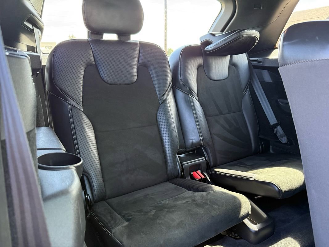 Used 2016 Volvo XC90 T6 R-Design w/ Vision Package AWD/4WD image 24