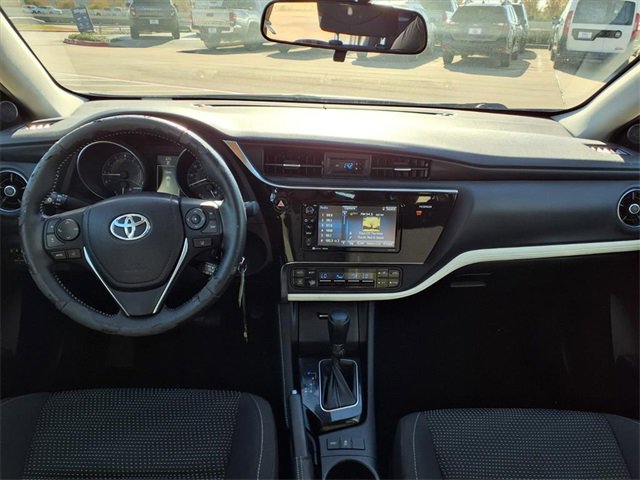 Used 2017 Toyota Corolla iM image 5