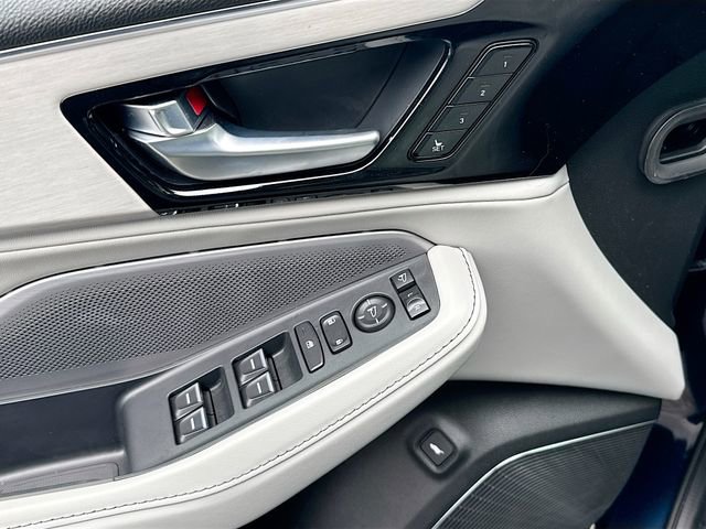 Used 2025 Acura MDX w/ Technology Package image 17