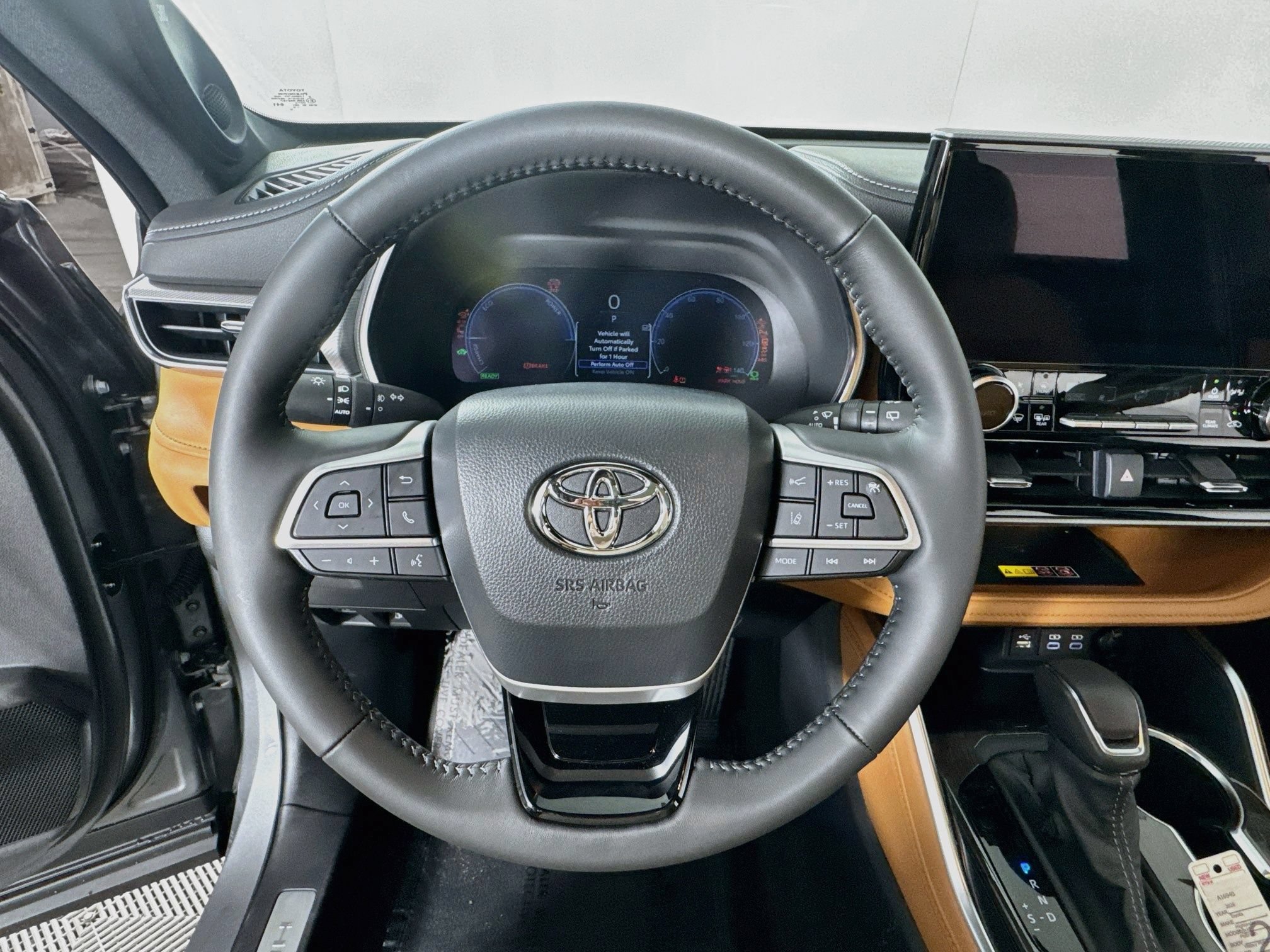 Used 2026 Toyota Highlander Platinum AWD/4WD image 13