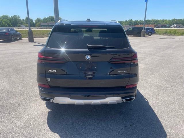 Used 2024 BMW X5 xDrive40i w/ Premium Package AWD/4WD image 7