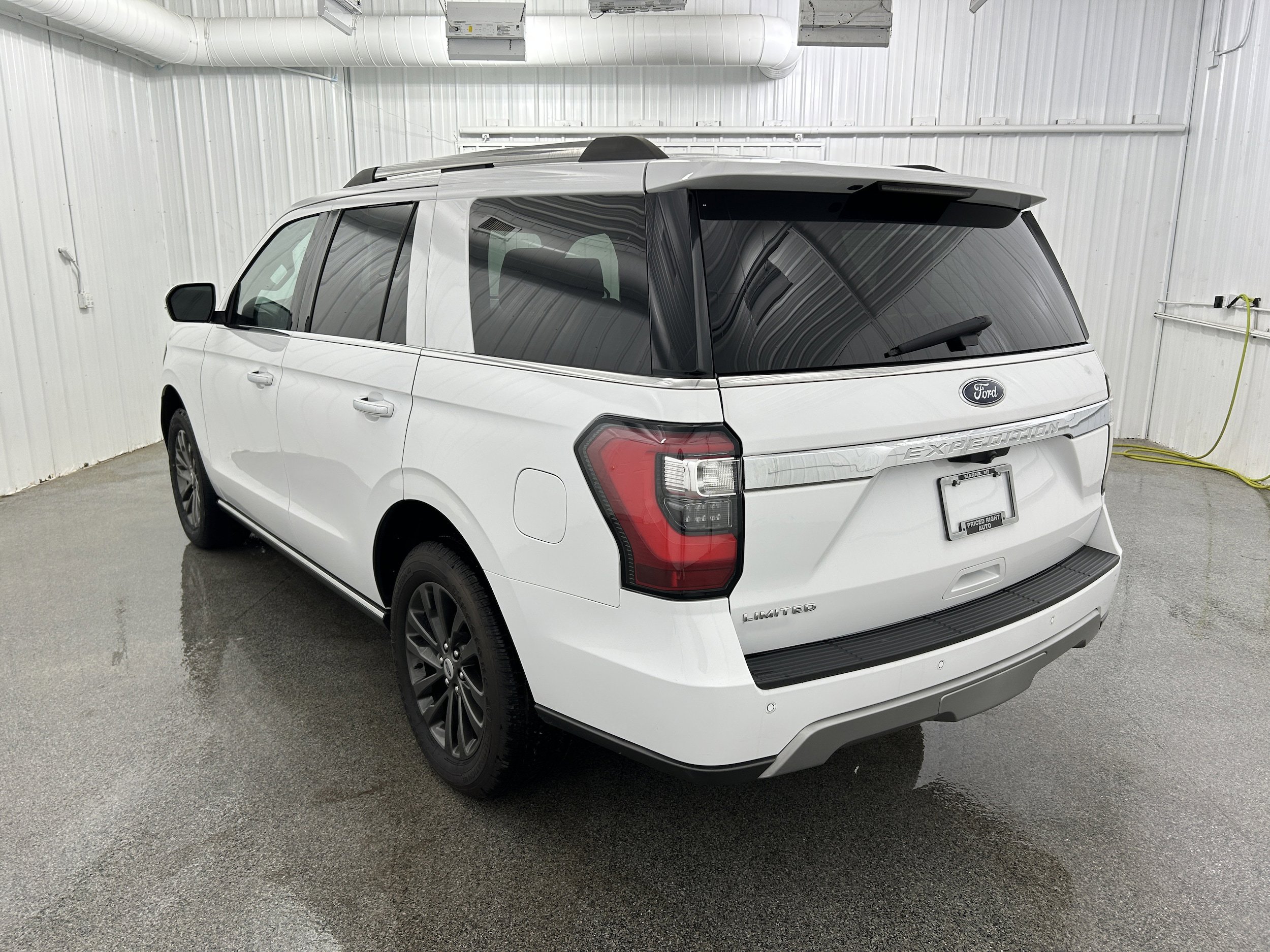 Used 2020 Ford Expedition Limited AWD/4WD image 21