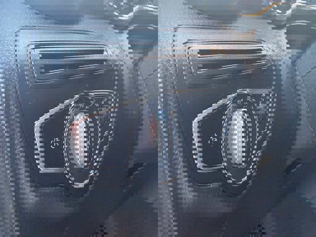 Certified 2022 Mercedes-Benz GLC 300 4MATIC w/ Premium Package Lite image 13