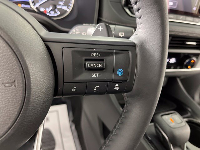 Used 2024 Nissan Rogue SV w/ SV Premium Package FWD image 23