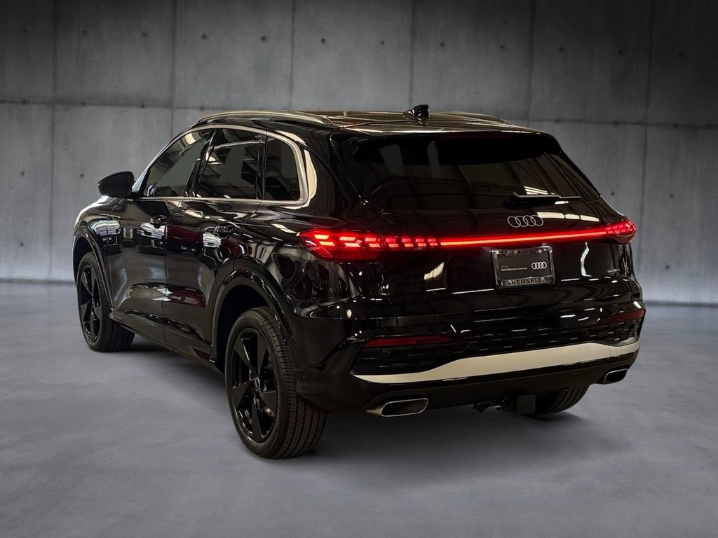 Certified 2025 Audi Q5 Premium w/ Premium Plus AWD/4WD image 3